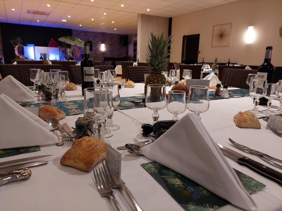 Hotel L'Esperance Vitre Екстер'єр фото
