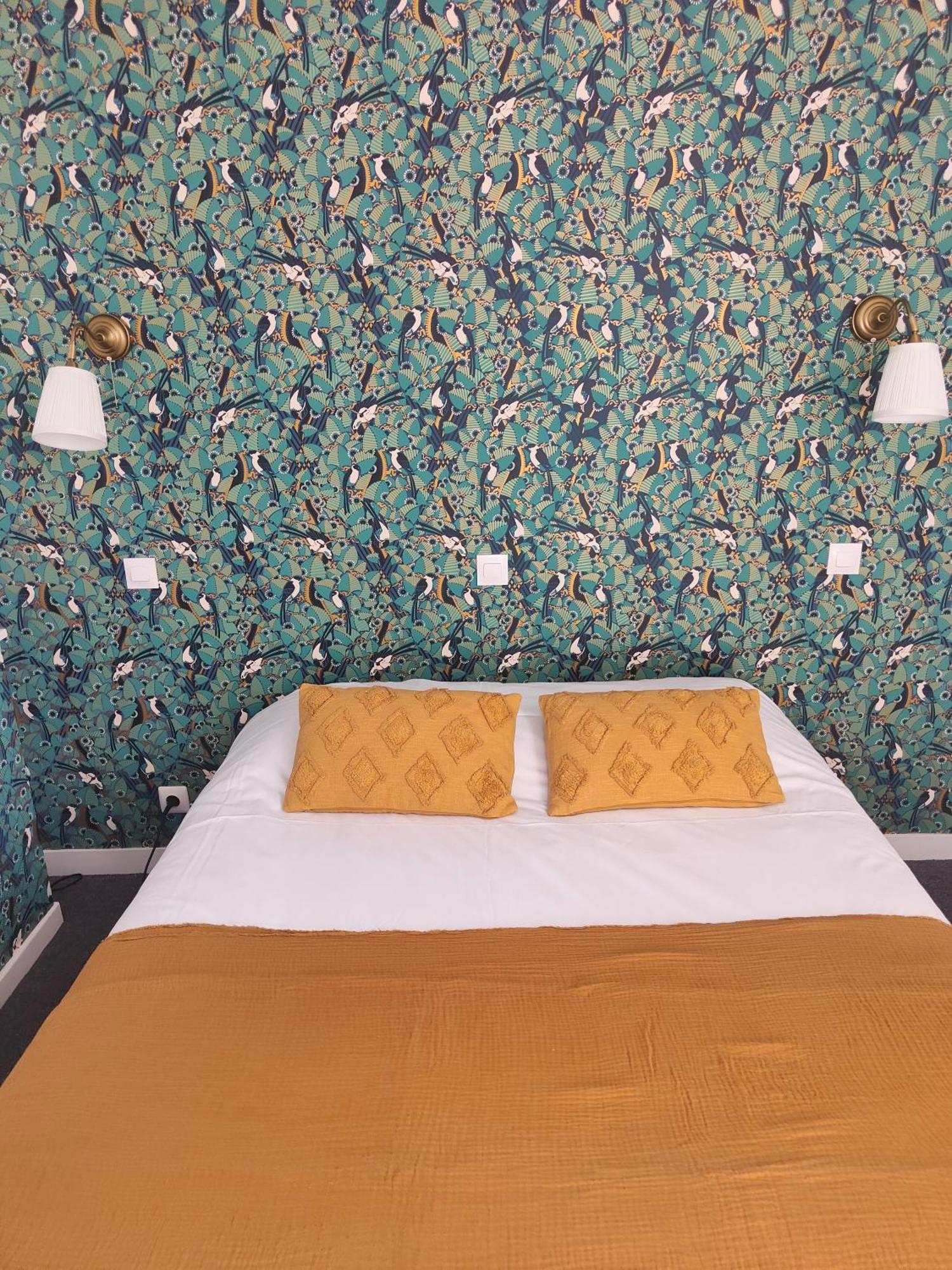 Hotel L'Esperance Vitre Екстер'єр фото