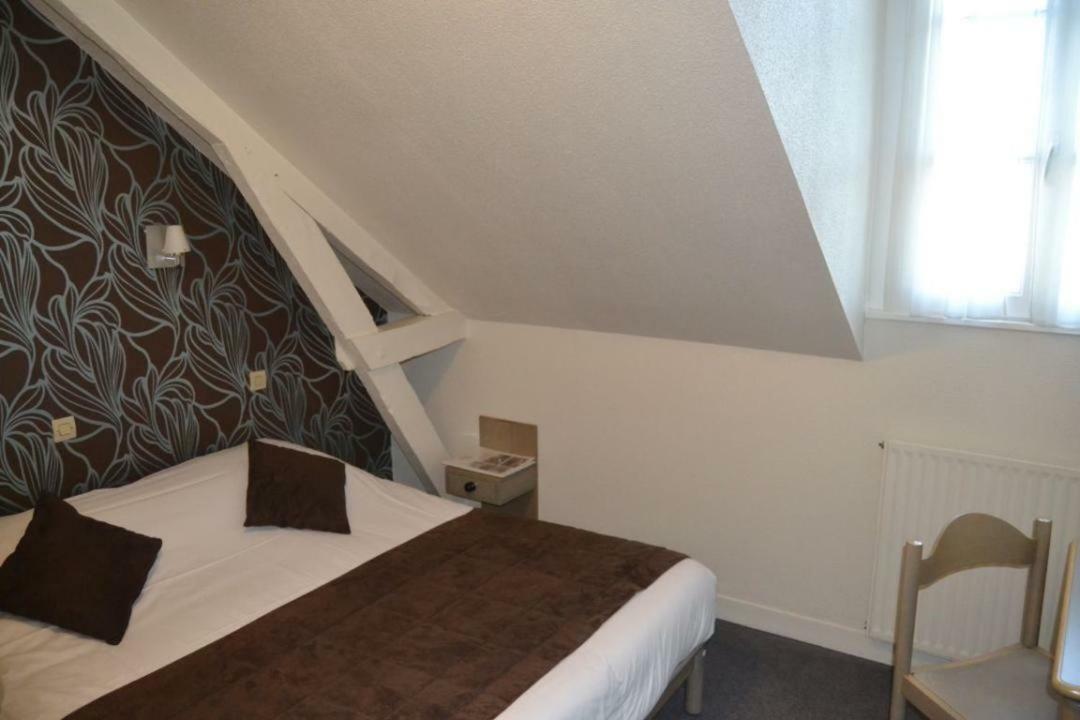 Hotel L'Esperance Vitre Екстер'єр фото