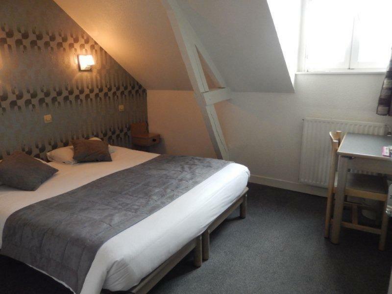 Hotel L'Esperance Vitre Екстер'єр фото
