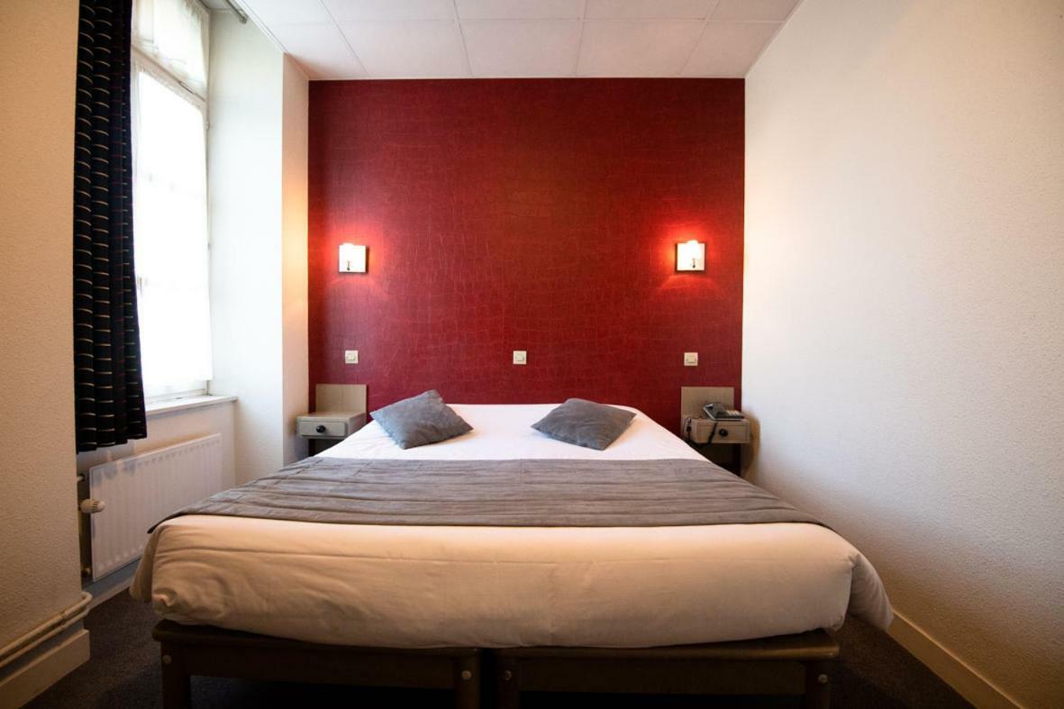 Hotel L'Esperance Vitre Екстер'єр фото